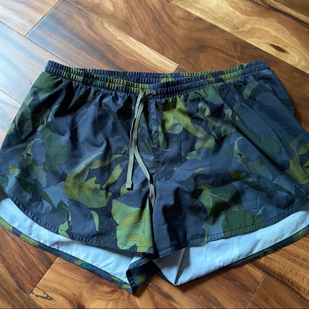 Camo Old Navy Active Shorts